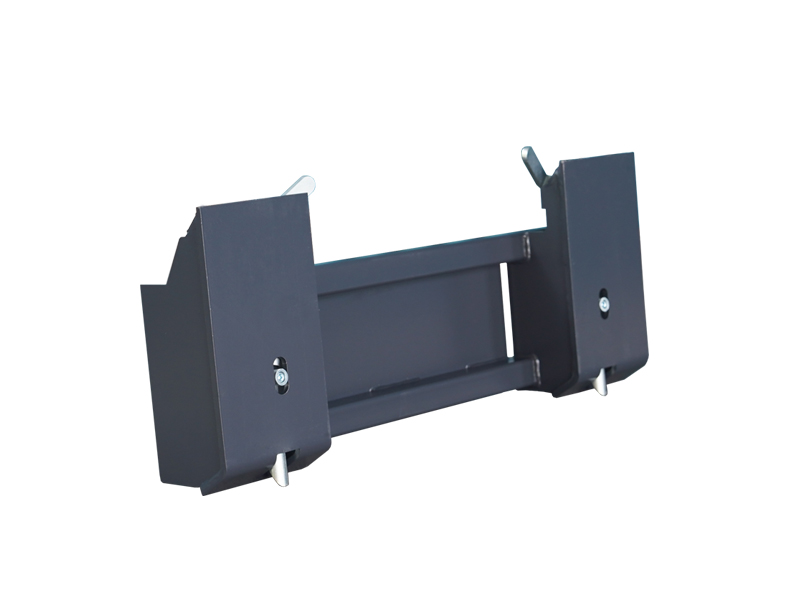 スキッドステアクイックアタッチアダプターで、まったく新しいレベルの汎用性を実現します